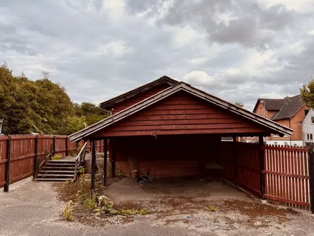 Billede af Dianalund Stations varehus.