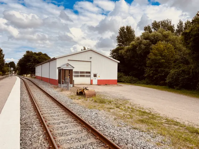 Billede af Ruds Vedby Stations materiellade.