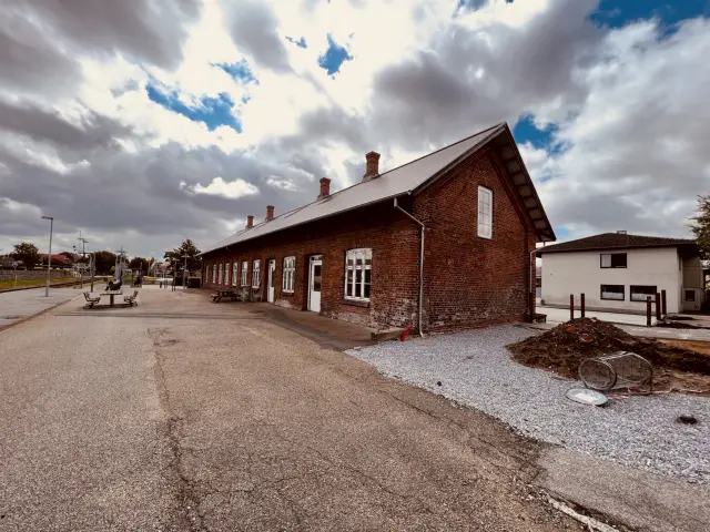 Billede af Tarm Station.