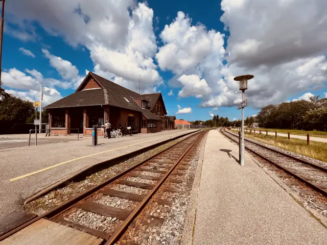Billede af Oksbøl Station.