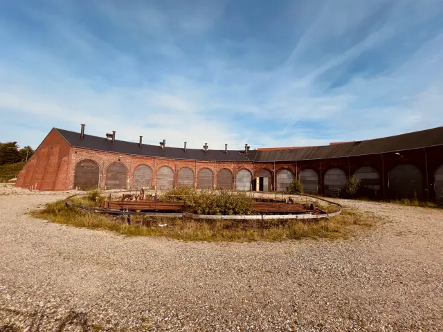 Billede af Viborg Stations remise.