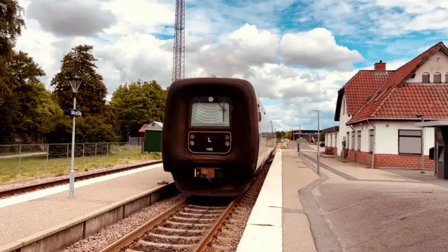 Billede af LT FS 1002, tidligere LJ FS 1002 - fotograferet ud for Stenlille Station.