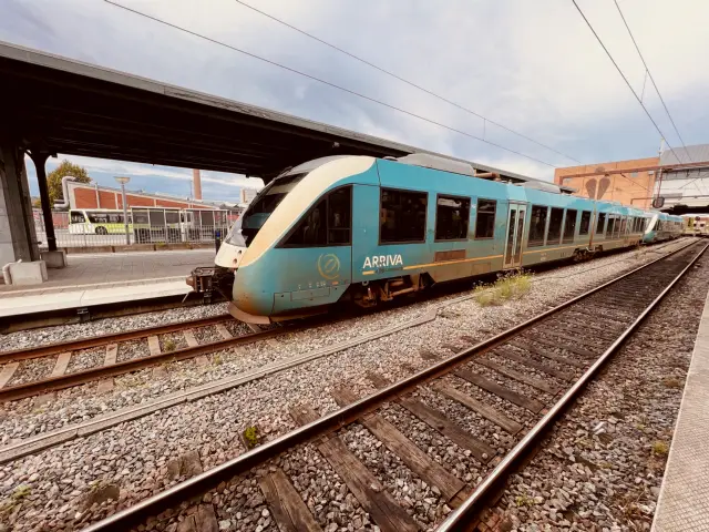 Billede af ARRIVA AR 1029 fotograferet ud for Odense Banegård Center.