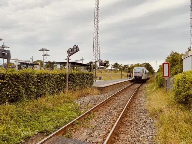 Billede af DSB MQ 4127-4927 fotograferet ud for Svendborg Vest Station.