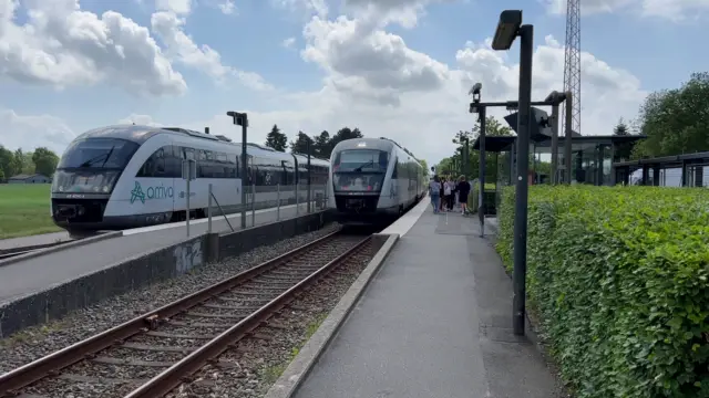 Billede af ARRIVA AR 4090, tidligere DSB MQ 4130-4930 fotograferet ud for Stenstrup Station.