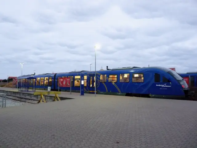 Billede af NJJ DM 503 fotograferet ud for Skagen Station.