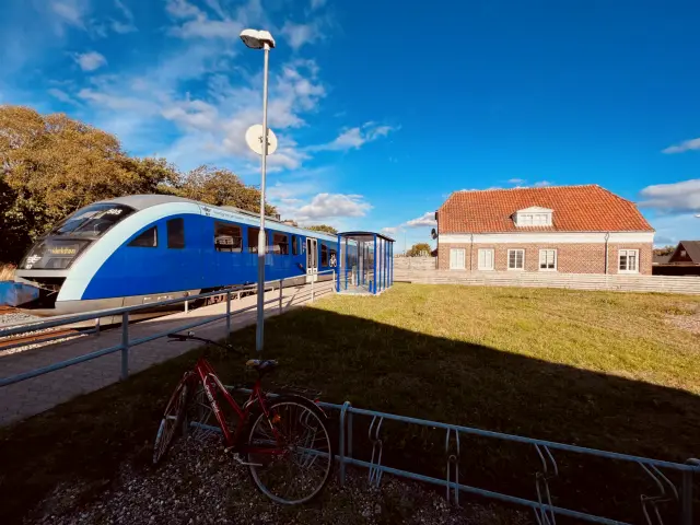 Billede af NJJ DM 505 fotograferet ud for Strandby Station.