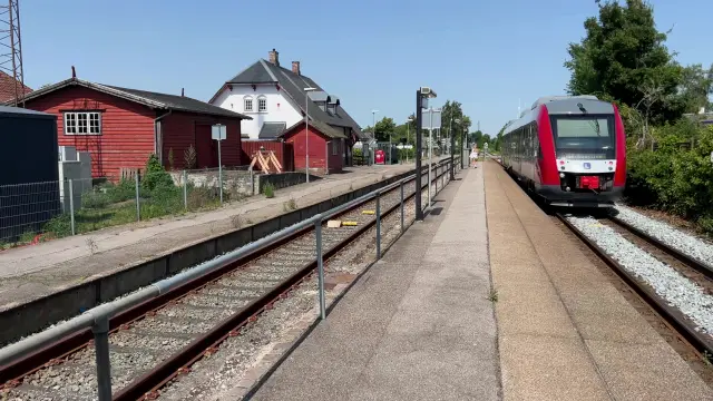 Billede af LT 2039-2139, tidligere RTOG 2039-2139 fotograferet ud for Lille Skensved Station.
