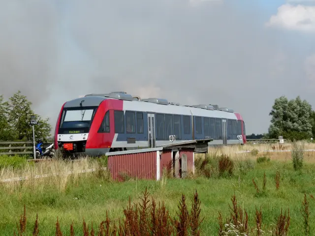 Billede af RTOG 2027-2127, tidligere VL 2027-2127 fotograferet ud for Ny Hagested Station.