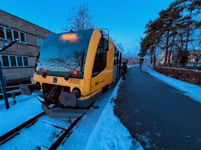 Billede af LT Lm 23, tidligere LNJ Lm 23 fotograferet ud for Lyngby Lokal Station.