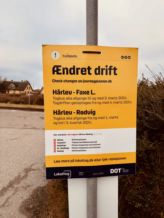 Rødvig Station ved havnen blev nedlagt den 29. februar 2024 og der er togbus frem til engang i 3. kvartal 2024, hvor det nye Rødvig Station tages i brug.