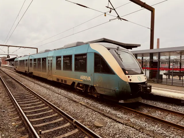 Billede af ARRIVA AR 1029 fotograferet ud for Odense Banegård Center.