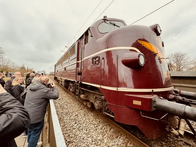 Billede af DSB MY 1135 fotograferet ud for Gelsted Station.