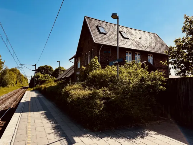 Billede af Mørke Station.