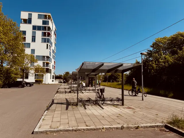 Billede af Løgten Letbanestation.