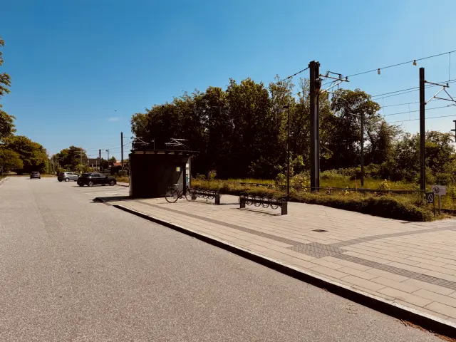 Billede af Lystrup Letbanestation.