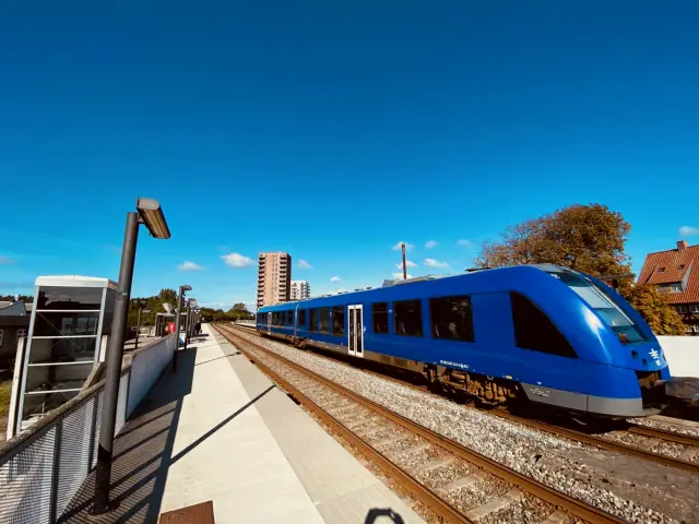 Billede af NJJ LM 601 fotograferet ud for Aalborg Vestby Station.