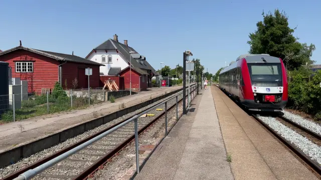 Billede af LT 2039-2139, tidligere RTOG 2039-2139 fotograferet ud for Lille Skensved Station.