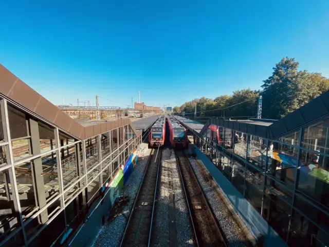 Billede af DSB SE 4116 fotograferet ud for Svanemøllen S-togsstation.