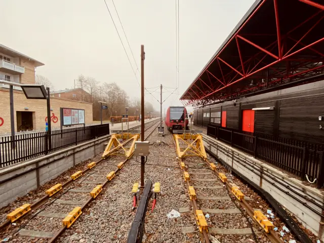 Billede af DSB SE 4126 fotograferet ud for Farum S-togstrinbræt.