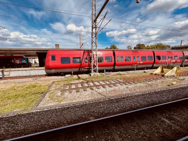 Billede af DSB SA 8173 fotograferet ud for Hellerup Station.