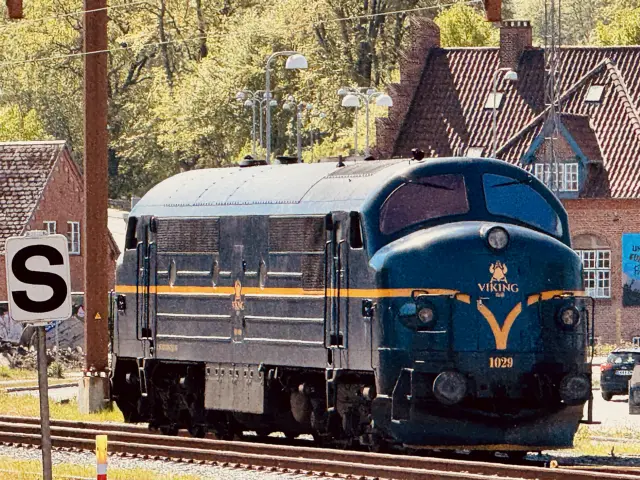 Billede af VIK MX 1029, tidligere DSB MX 1029 fotograferet ud for Vejle Station.