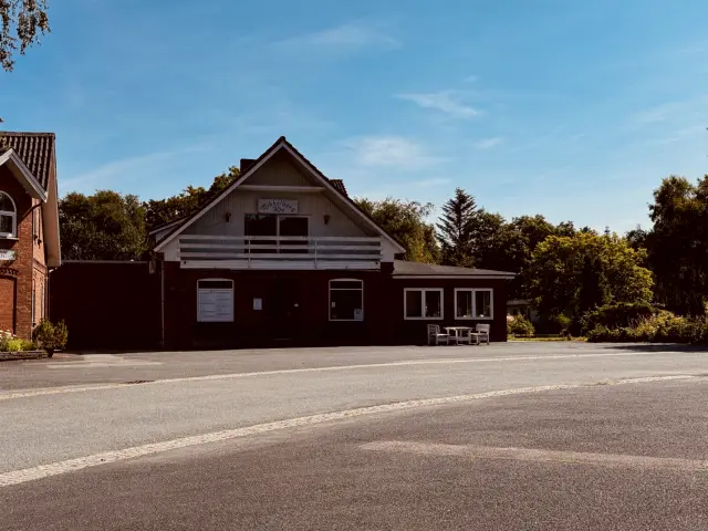 Billede af Mikkelborg Stationskro.