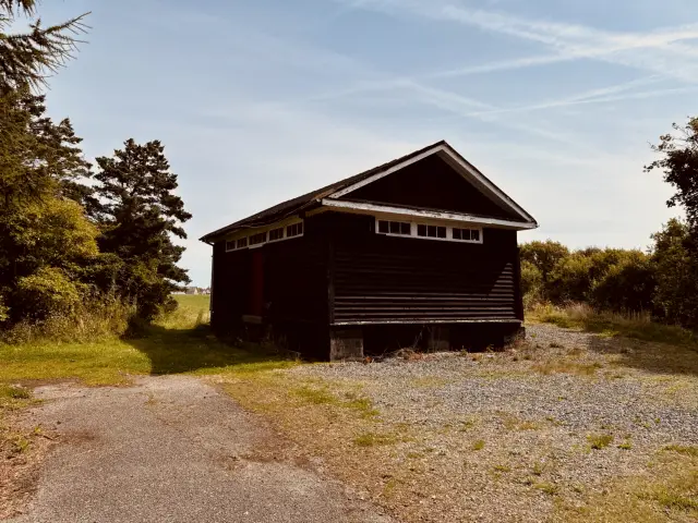Billede af Lønstrup Stations varehus.