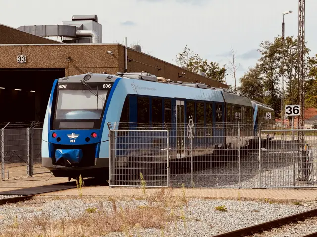 Billede af NJJ LM 606 fotograferet ud for Hjørring Remise.