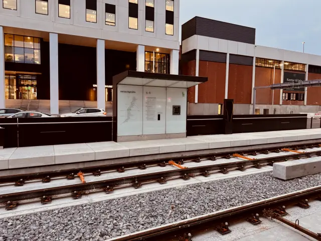 Billede af Herlev Bymidte Letbanestation.