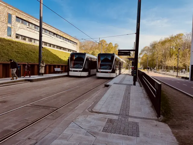 Billede af Campus Odense Letbanestation.