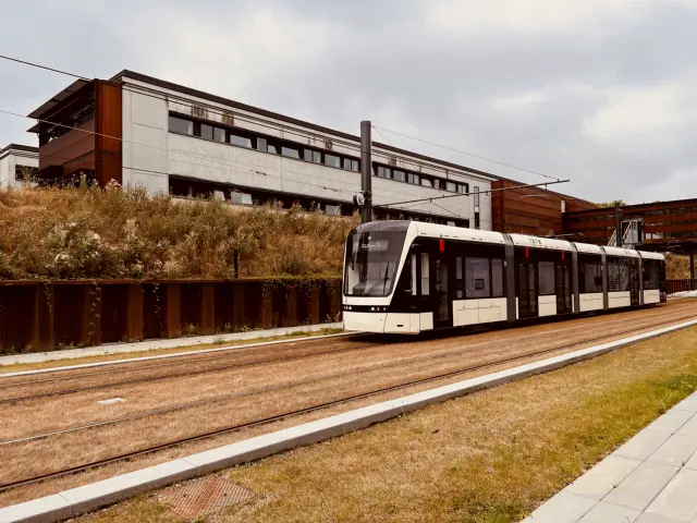 Billede af Campus Odense Letbanestation.