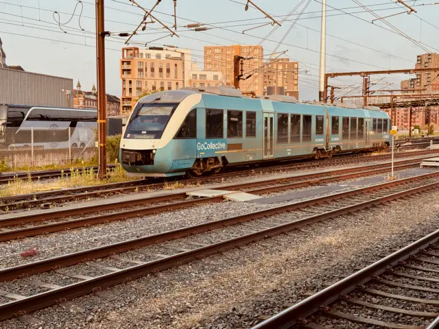 Billede af GoCollective AR 1006, tidligere ARRIVA AR 1006 fotograferet ud for Odense Banegård Center.