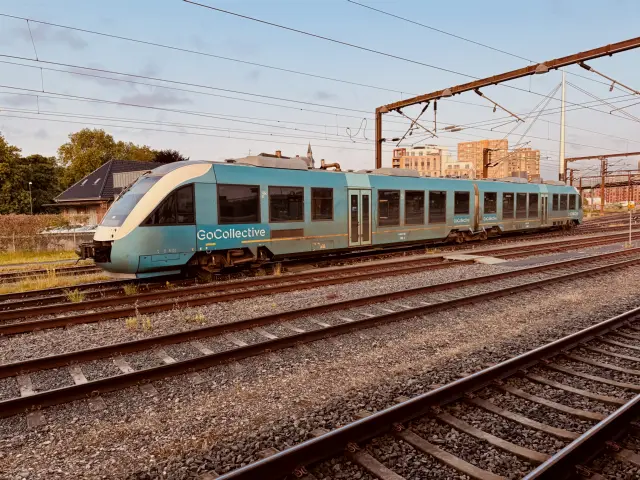 Billede af GoCollective AR 1006, tidligere ARRIVA AR 1006 fotograferet ud for Odense Banegård Center.