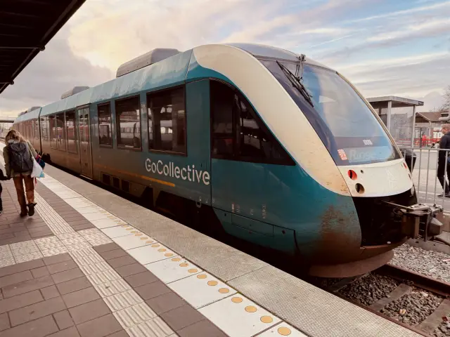 Billede af GoCollective AR 1008, tidligere ARRIVA AR 1008 fotograferet ud for Odense Banegård Center.