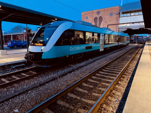 Billede af GoCollective AR 2046, tidligere ARRIVA AR 2046 fotograferet ud for Odense Banegård Center.
