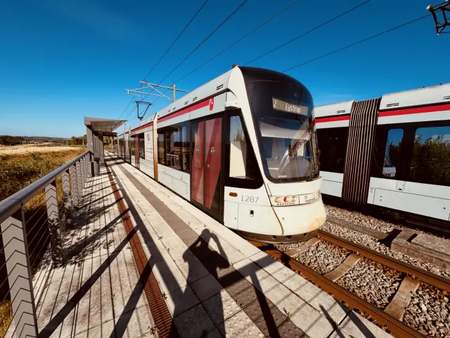 Billede af Aarhus Letbane togsæt 1107 fotograferet ud for Lisbjerg - Terp Letbanestation.