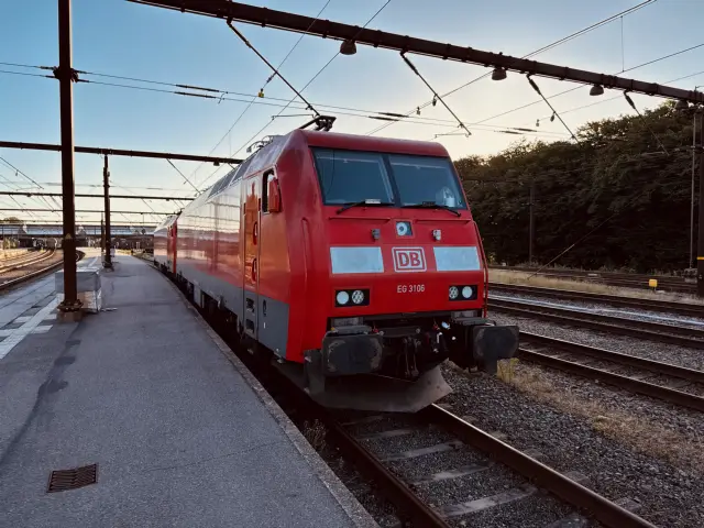 Billede af DBCSC EG 3106, tidligere DSB EG 3106 fotograferet ud for Fredericia Station.