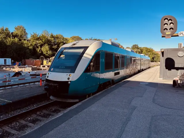 Billede af GoCollective AR 1007, tidligere ARRIVA AR 1007 fotograferet ud for Aarhus Hovedbanegård.