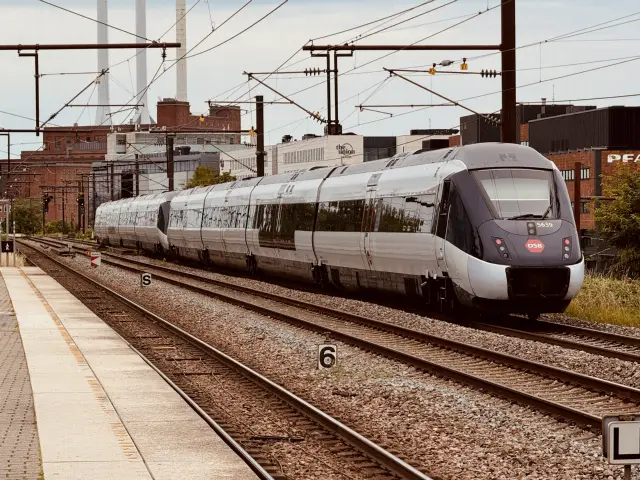 Billede af DSB MG 5639 fotograferet ud for Nordhavn S-togstrinbræt.