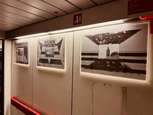 Billede af udsmykningen i DSB ER 2012.