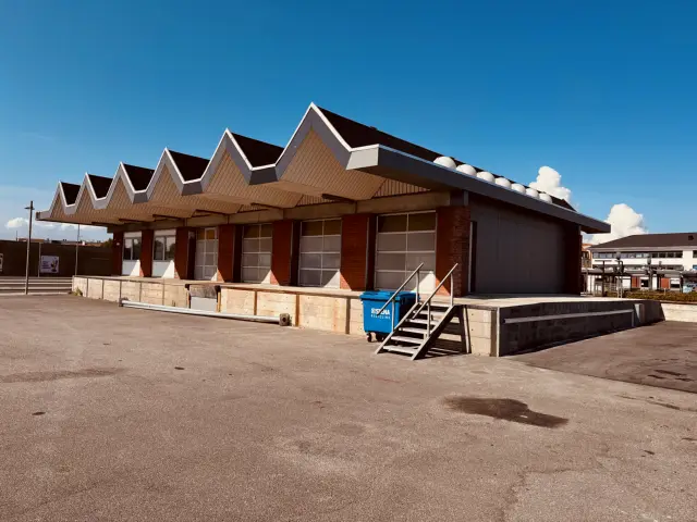 Billede af Frederikshavn Stations varehus.