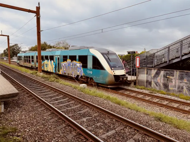 Billede af GoCollective AR 1022, tidligere ARRIVA AR 1022 fotograferet ud for Viby Jylland Station.