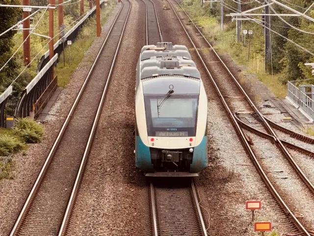Billede af GoCollective AR 1006, tidligere ARRIVA AR 1006 fotograferet ud for Viby Jylland Station.