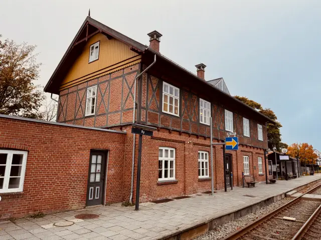 Billede af Ry Station.