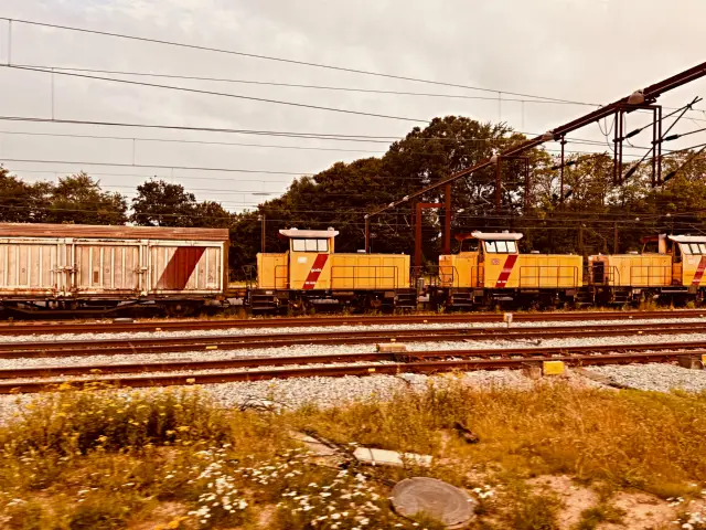 Billede af DBCSC MK 609, tidligere DSB MK 609 fotograferet ud for Fredericia Station.