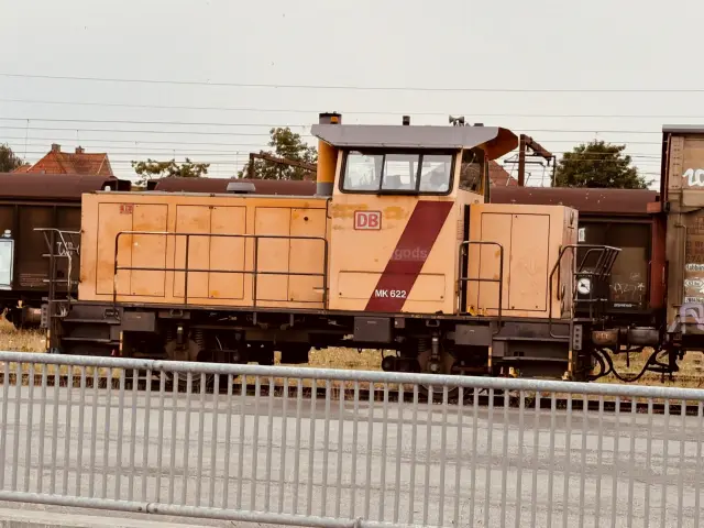 Billede af DBCSC MK 622, tidligere DSB MK 622 fotograferet ud for Køge Station.