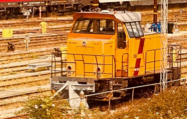 Billede af DSB MK 625 fotograferet ud for København Hovedbanegård.