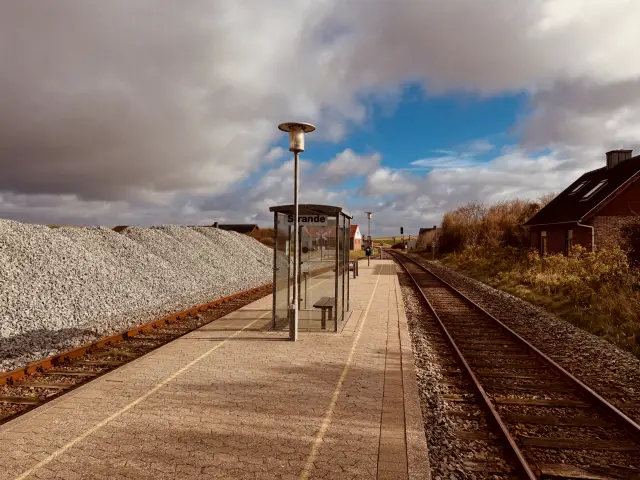 Billede af Strande Station.