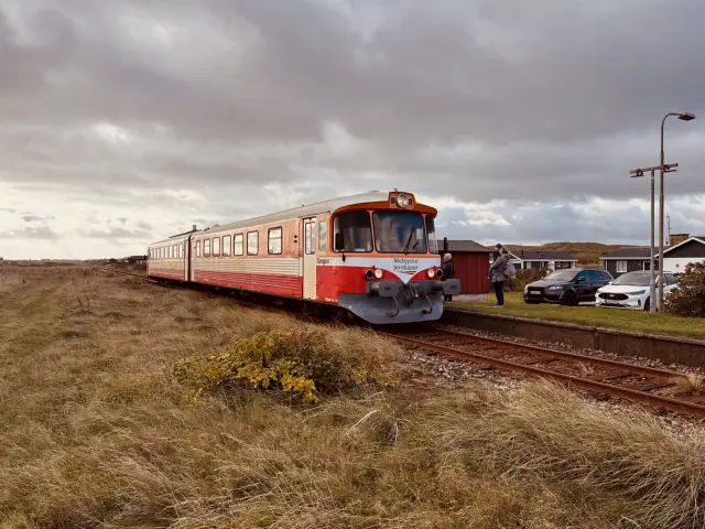 Billede af MjbaD YM 14, tidligere VLTJ YM 14 fotograferet ud for Vrist Station.
